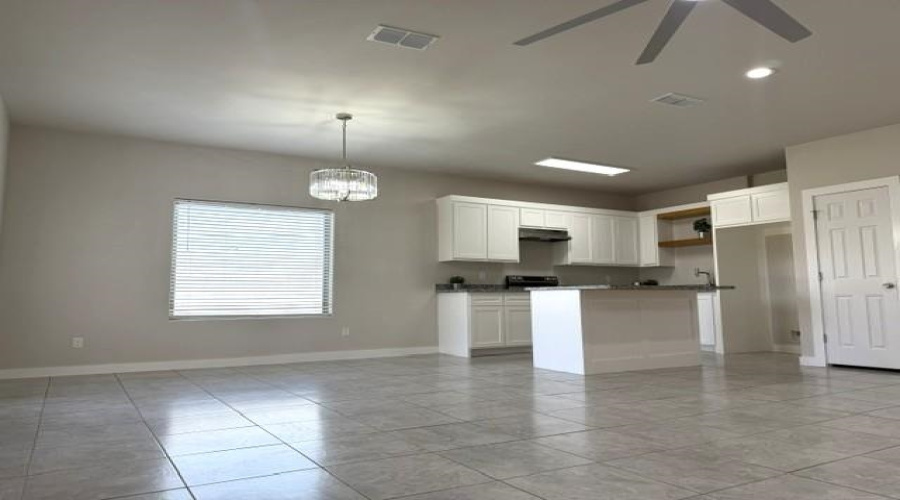 1416 Riddle Dr, LAREDO, Texas 78046, 3 Bedrooms Bedrooms, 5 Rooms Rooms,2 BathroomsBathrooms,Residential,For Sale,1416 Riddle Dr,20263508