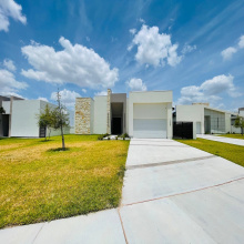 1509 Ocio Dr., Laredo, Texas 78045, 4 Bedrooms Bedrooms, 7 Rooms Rooms,4 BathroomsBathrooms,Residential,For Sale,1509 Ocio Dr.,20263509