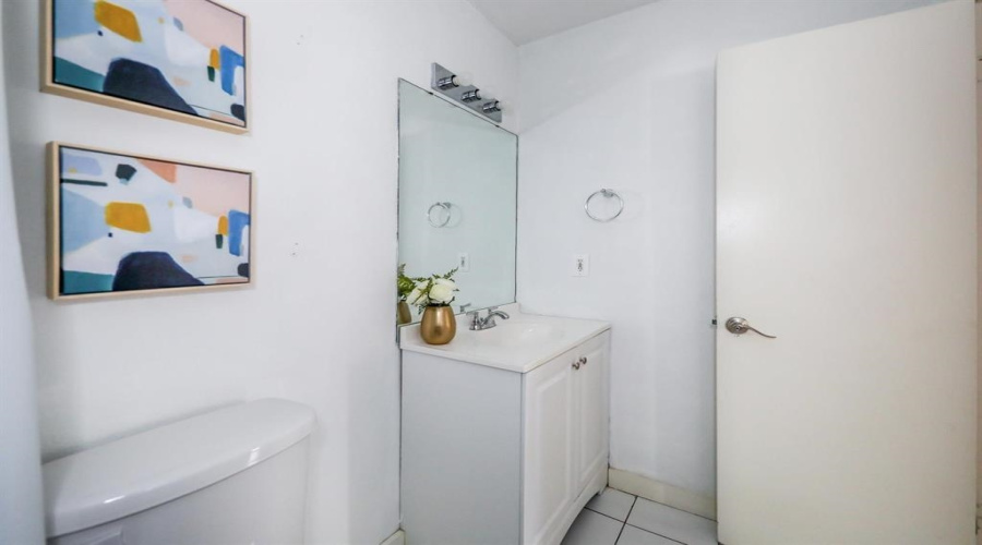 9707 Center Rd, Laredo, Texas 78045-0000, 2 Bedrooms Bedrooms, 4 Rooms Rooms,1 BathroomBathrooms,Residential,For Sale,9707 Center Rd,20263510