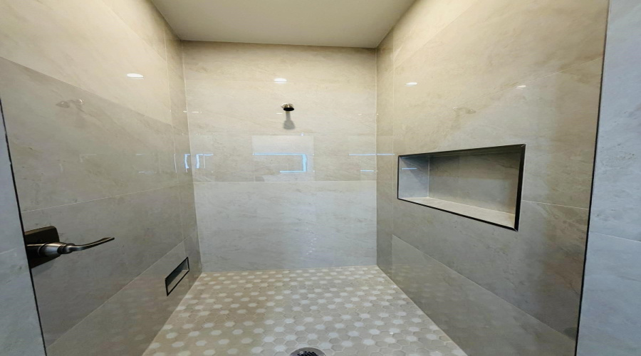 5043 Luna Grande Lp., LAREDO, Texas 78046, 3 Bedrooms Bedrooms, 5 Rooms Rooms,2 BathroomsBathrooms,Residential,For Sale,5043 Luna Grande Lp.,20263513