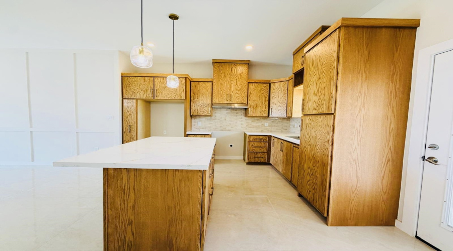 5043 Luna Grande Lp., LAREDO, Texas 78046, 3 Bedrooms Bedrooms, 5 Rooms Rooms,2 BathroomsBathrooms,Residential,For Sale,5043 Luna Grande Lp.,20263513