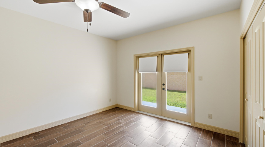 8216 Casa Verde Rd, Laredo, Texas 78041-5940, 3 Bedrooms Bedrooms, 4 Rooms Rooms,2 BathroomsBathrooms,Residential,For Sale,8216 Casa Verde Rd,20263514