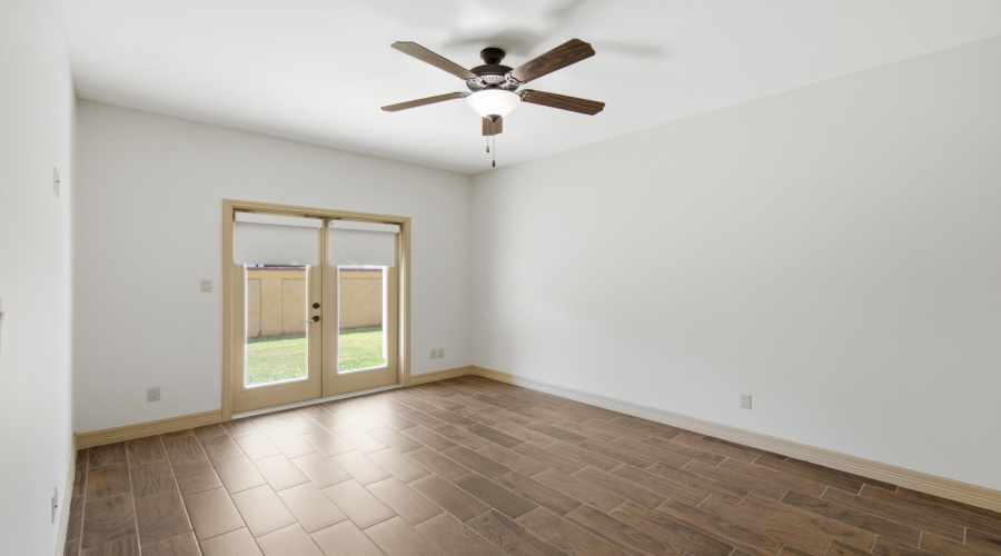 8216 Casa Verde Rd, Laredo, Texas 78041-5940, 3 Bedrooms Bedrooms, 4 Rooms Rooms,2 BathroomsBathrooms,Residential,For Sale,8216 Casa Verde Rd,20263514