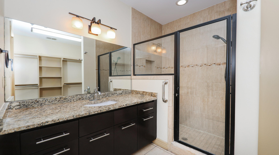 8216 Casa Verde Rd, Laredo, Texas 78041-5940, 3 Bedrooms Bedrooms, 4 Rooms Rooms,2 BathroomsBathrooms,Residential,For Sale,8216 Casa Verde Rd,20263514