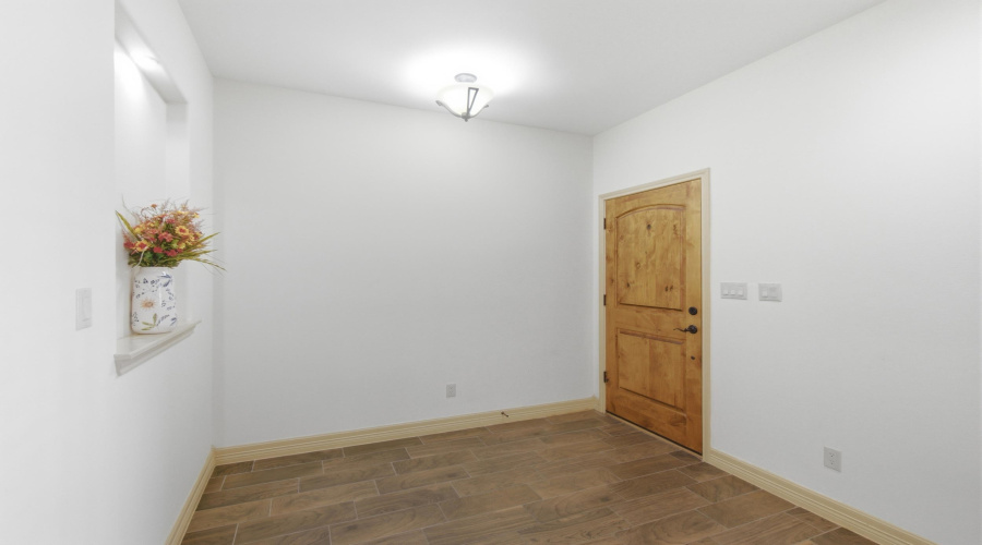 8216 Casa Verde Rd, Laredo, Texas 78041-5940, 3 Bedrooms Bedrooms, 4 Rooms Rooms,2 BathroomsBathrooms,Residential,For Sale,8216 Casa Verde Rd,20263514