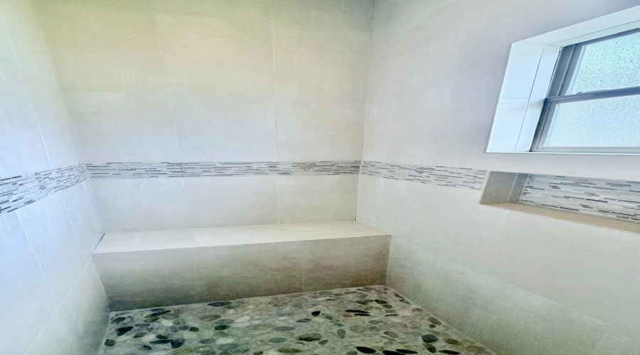 208 Bur Oak Dr, Laredo, Texas 78045, 3 Bedrooms Bedrooms, 5 Rooms Rooms,2 BathroomsBathrooms,Residential,For Sale,208 Bur Oak Dr,20263515