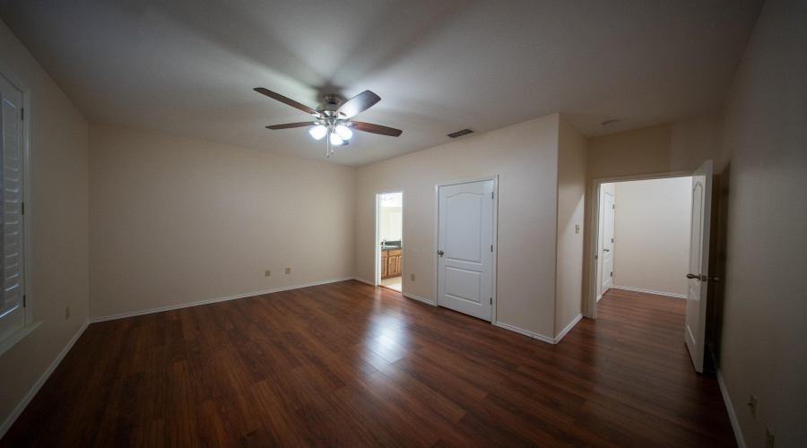 2619 San Isidro Pkwy, Laredo, Texas 78045, 2 Bedrooms Bedrooms, 3 Rooms Rooms,2 BathroomsBathrooms,Residential,For Sale,2619 San Isidro Pkwy,20263517