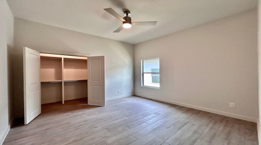 5534 Marble Falls St, Laredo, Texas 78046, 4 Bedrooms Bedrooms, 6 Rooms Rooms,3 BathroomsBathrooms,Residential,For Sale,5534 Marble Falls St,20263519