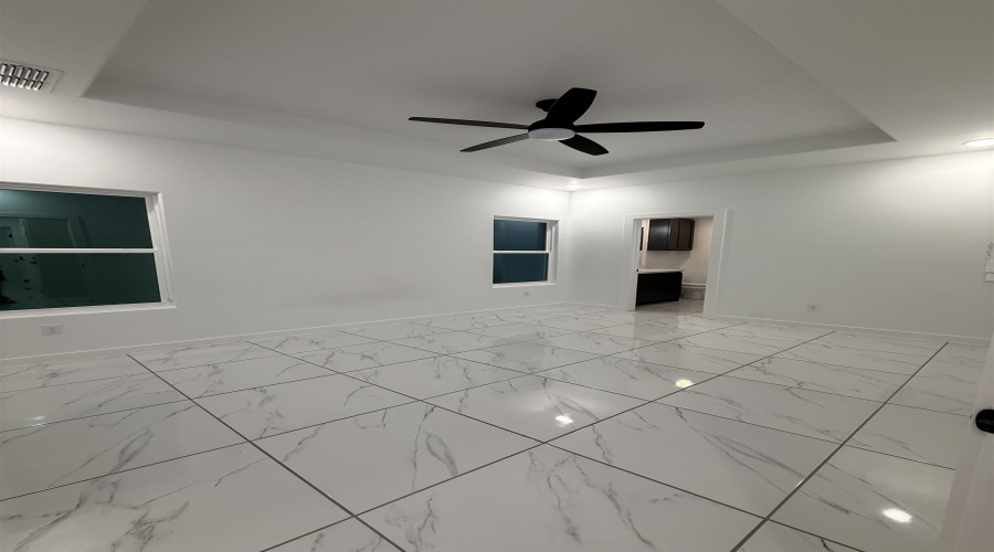 614 Silvana Dr., Laredo, Texas 78045-2464, 3 Bedrooms Bedrooms, 6 Rooms Rooms,2 BathroomsBathrooms,Residential,For Rent,614 Silvana Dr.,20263520