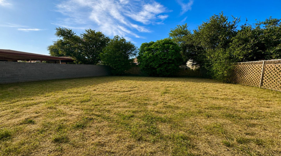 3406 Yorkshire St, Laredo, Texas 78043, 3 Bedrooms Bedrooms, 5 Rooms Rooms,2 BathroomsBathrooms,Residential,For Sale,3406 Yorkshire St,20262667