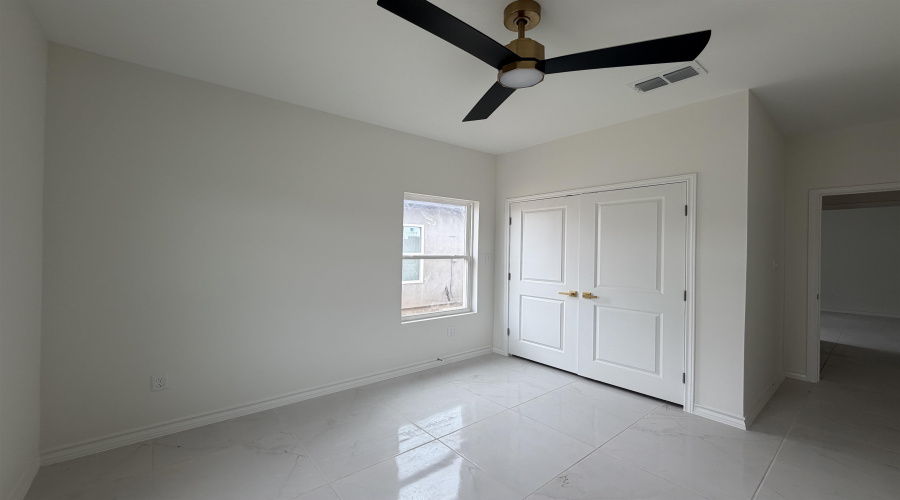 203 Lusitano Dr., Laredo, Texas 78046, 4 Bedrooms Bedrooms, 6 Rooms Rooms,2 BathroomsBathrooms,Residential,For Sale,203 Lusitano Dr.,20263521