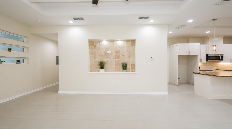 1606 Cozumel Dr, Laredo, Texas 78046, 3 Bedrooms Bedrooms, 6 Rooms Rooms,2 BathroomsBathrooms,Residential,For Sale,1606 Cozumel Dr,20263522