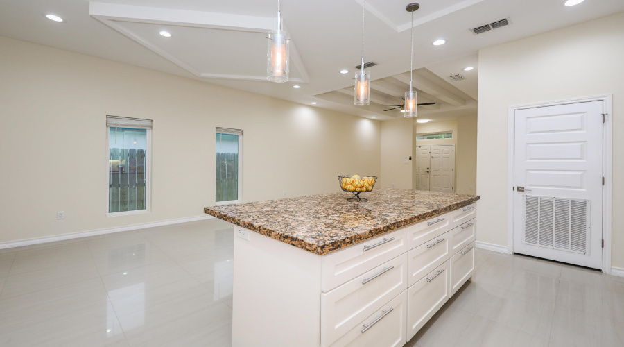 1606 Cozumel Dr, Laredo, Texas 78046, 3 Bedrooms Bedrooms, 6 Rooms Rooms,2 BathroomsBathrooms,Residential,For Sale,1606 Cozumel Dr,20263522