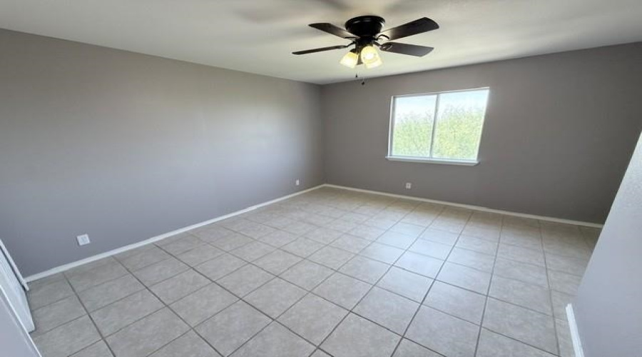 17525 Rock Port Rd, Laredo, Texas 78045, 3 Bedrooms Bedrooms, 5 Rooms Rooms,2 BathroomsBathrooms,Residential,For Rent,17525 Rock Port Rd,20263525