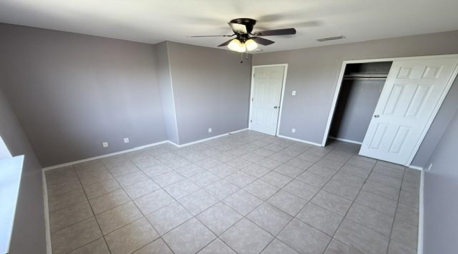 17525 Rock Port Rd, Laredo, Texas 78045, 3 Bedrooms Bedrooms, 5 Rooms Rooms,2 BathroomsBathrooms,Residential,For Rent,17525 Rock Port Rd,20263525