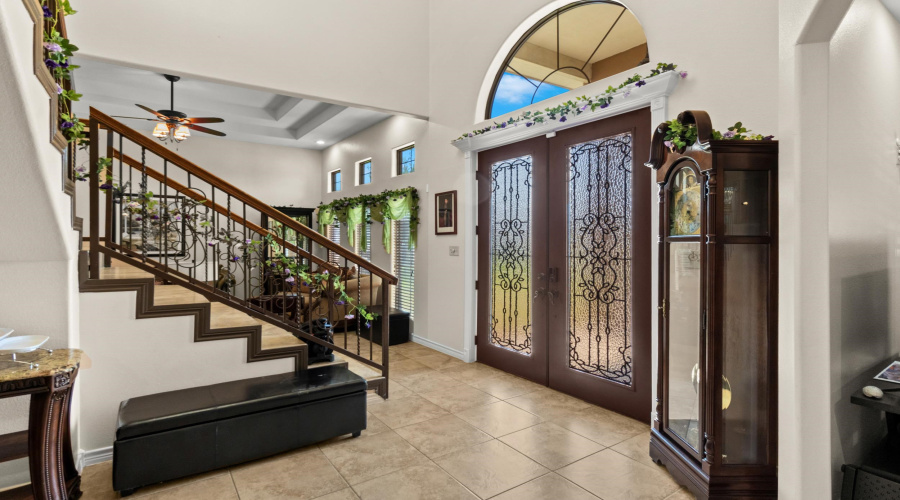 3003 Dickinson Dr, Laredo, Texas 78041-2820, 4 Bedrooms Bedrooms, 9 Rooms Rooms,4 BathroomsBathrooms,Residential,For Sale,3003 Dickinson Dr,20263527