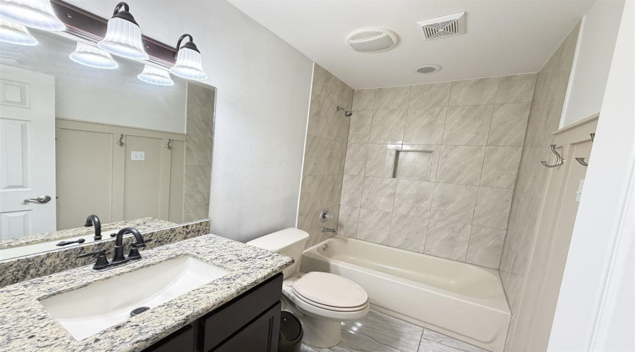 4324 Alina Dr., LAREDO, Texas 78046, 3 Bedrooms Bedrooms, 6 Rooms Rooms,2 BathroomsBathrooms,Residential,For Sale,4324 Alina Dr.,20263529