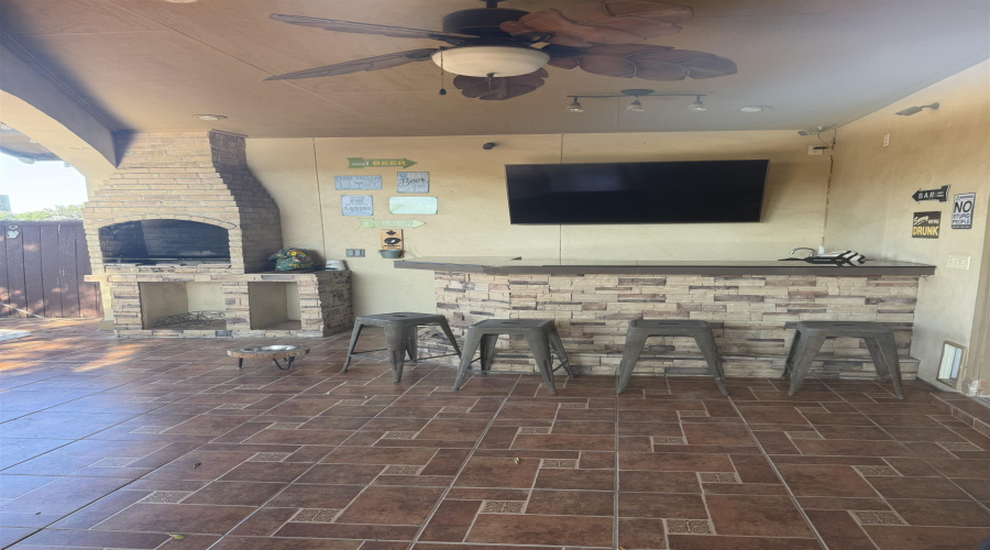 9310 Albany Dr, Laredo, Texas 78045, 3 Bedrooms Bedrooms, 5 Rooms Rooms,2 BathroomsBathrooms,Residential,For Sale,9310 Albany Dr,20263532