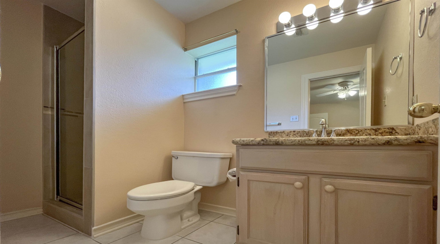 809 Preston Ln, Laredo, Texas 78045, 3 Bedrooms Bedrooms, 8 Rooms Rooms,3 BathroomsBathrooms,Residential,For Rent,809 Preston Ln,20263534