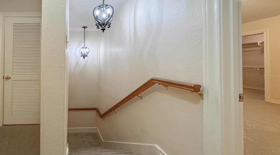 809 Preston Ln, Laredo, Texas 78045, 3 Bedrooms Bedrooms, 8 Rooms Rooms,3 BathroomsBathrooms,Residential,For Rent,809 Preston Ln,20263534