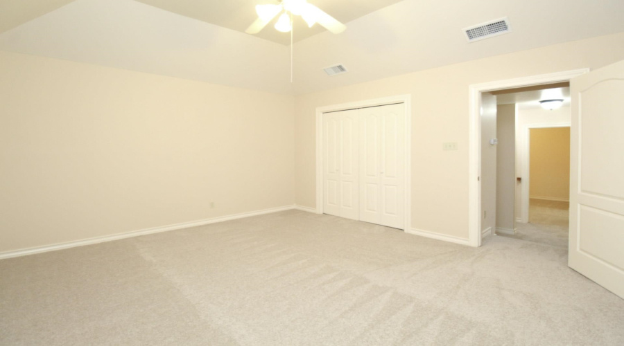 809 Preston Ln, Laredo, Texas 78045, 3 Bedrooms Bedrooms, 8 Rooms Rooms,3 BathroomsBathrooms,Residential,For Rent,809 Preston Ln,20263534