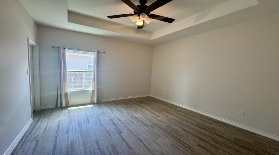 6002 Amir Dr., Laredo, Texas 78041, 4 Bedrooms Bedrooms, 5 Rooms Rooms,2 BathroomsBathrooms,Residential,For Rent,6002 Amir Dr.,20263535