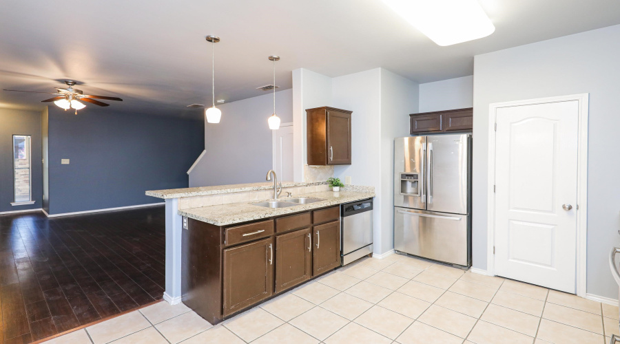 2619 San Isidro Pkwy, LAREDO, Texas 78045, 2 Bedrooms Bedrooms, 3 Rooms Rooms,2 BathroomsBathrooms,Residential,For Rent,2619 San Isidro Pkwy,20260412