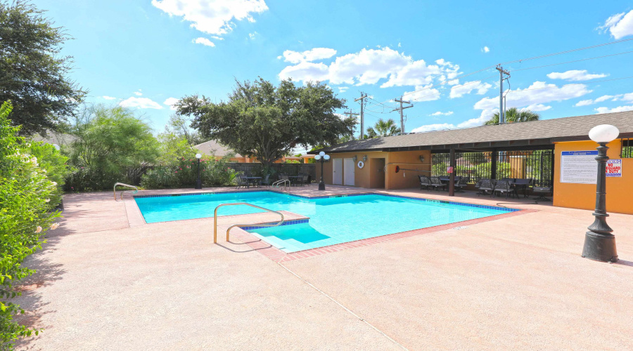 2619 San Isidro Pkwy, LAREDO, Texas 78045, 2 Bedrooms Bedrooms, 3 Rooms Rooms,2 BathroomsBathrooms,Residential,For Rent,2619 San Isidro Pkwy,20260412