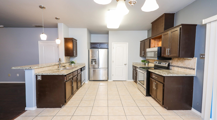 2619 San Isidro Pkwy, LAREDO, Texas 78045, 2 Bedrooms Bedrooms, 3 Rooms Rooms,2 BathroomsBathrooms,Residential,For Rent,2619 San Isidro Pkwy,20260412