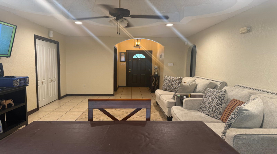 4743 Chibcha CtS, Laredo, Texas 78046, 3 Bedrooms Bedrooms, 5 Rooms Rooms,2 BathroomsBathrooms,Residential,For Sale,4743 Chibcha CtS,20263536