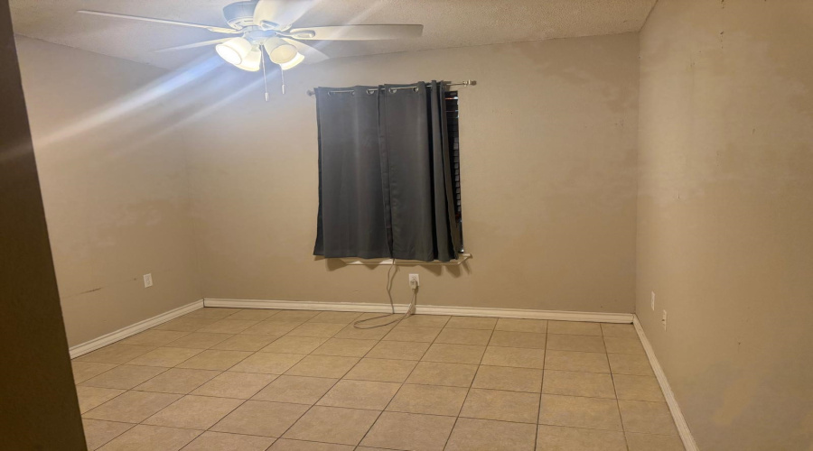 4743 Chibcha CtS, Laredo, Texas 78046, 3 Bedrooms Bedrooms, 5 Rooms Rooms,2 BathroomsBathrooms,Residential,For Sale,4743 Chibcha CtS,20263536