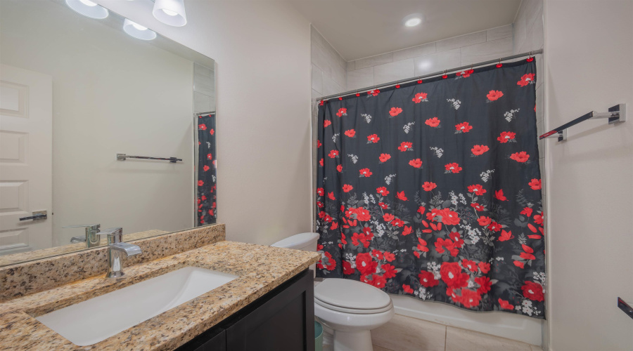 3411 Jorge Sosa, Laredo, Texas 78046, 4 Bedrooms Bedrooms, 7 Rooms Rooms,2 BathroomsBathrooms,Residential,For Sale,3411 Jorge Sosa,20263537