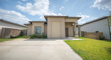 3411 Jorge Sosa, Laredo, Texas 78046, 4 Bedrooms Bedrooms, 7 Rooms Rooms,2 BathroomsBathrooms,Residential,For Sale,3411 Jorge Sosa,20263537