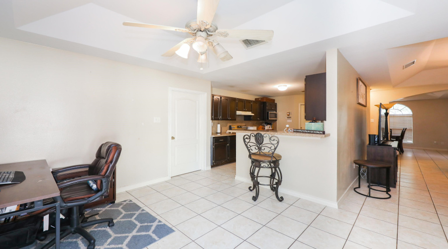 514 Goldfinch St, laredo, Texas 78045, 3 Bedrooms Bedrooms, 5 Rooms Rooms,2 BathroomsBathrooms,Residential,For Sale,514 Goldfinch St,20263544