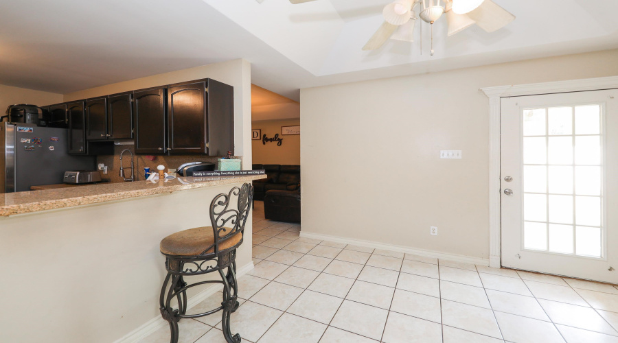 514 Goldfinch St, laredo, Texas 78045, 3 Bedrooms Bedrooms, 5 Rooms Rooms,2 BathroomsBathrooms,Residential,For Sale,514 Goldfinch St,20263544