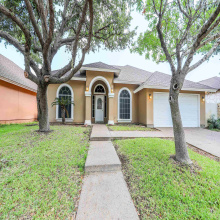 514 Goldfinch St, laredo, Texas 78045, 3 Bedrooms Bedrooms, 5 Rooms Rooms,2 BathroomsBathrooms,Residential,For Sale,514 Goldfinch St,20263544