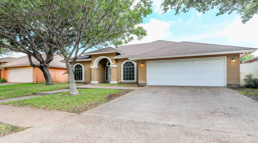 514 Goldfinch St, laredo, Texas 78045, 3 Bedrooms Bedrooms, 5 Rooms Rooms,2 BathroomsBathrooms,Residential,For Sale,514 Goldfinch St,20263544