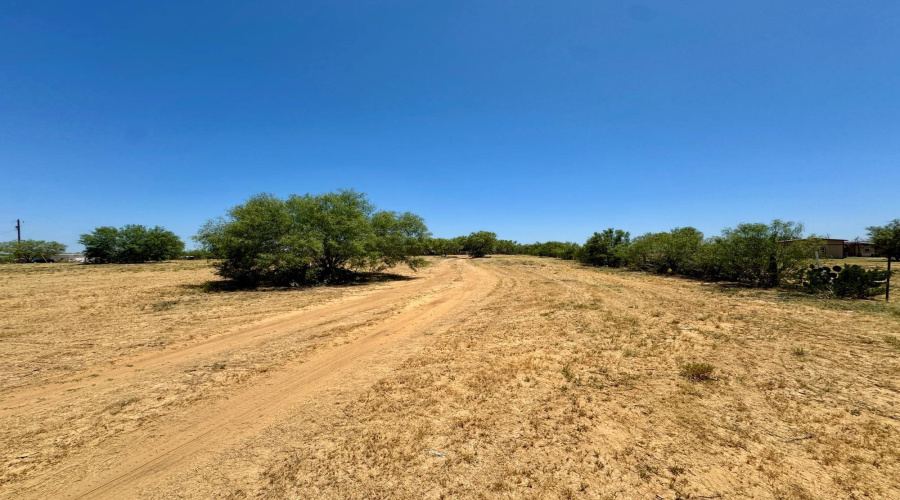 521 RR 6250-A, Laredo, Texas 78045, 2 Bedrooms Bedrooms, 4 Rooms Rooms,1 BathroomBathrooms,Residential,For Sale,521 RR 6250-A,20263545