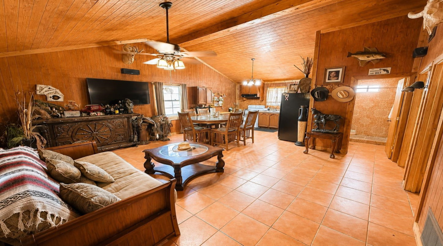 521 RR 6250-A, Laredo, Texas 78045, 2 Bedrooms Bedrooms, 4 Rooms Rooms,1 BathroomBathrooms,Residential,For Sale,521 RR 6250-A,20263545