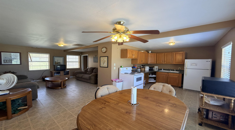 1723 Siesta Ln, Zapata, Texas 78076, 3 Bedrooms Bedrooms, 5 Rooms Rooms,2 BathroomsBathrooms,Residential,For Sale,1723 Siesta Ln,20263546
