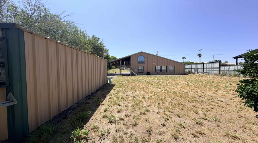 1723 Siesta Ln, Zapata, Texas 78076, 3 Bedrooms Bedrooms, 5 Rooms Rooms,2 BathroomsBathrooms,Residential,For Sale,1723 Siesta Ln,20263546