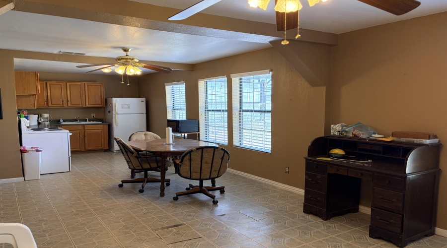 1723 Siesta Ln, Zapata, Texas 78076, 3 Bedrooms Bedrooms, 5 Rooms Rooms,2 BathroomsBathrooms,Residential,For Sale,1723 Siesta Ln,20263546