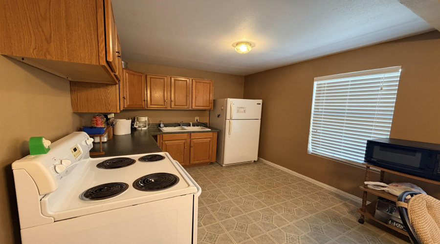 1723 Siesta Ln, Zapata, Texas 78076, 3 Bedrooms Bedrooms, 5 Rooms Rooms,2 BathroomsBathrooms,Residential,For Sale,1723 Siesta Ln,20263546
