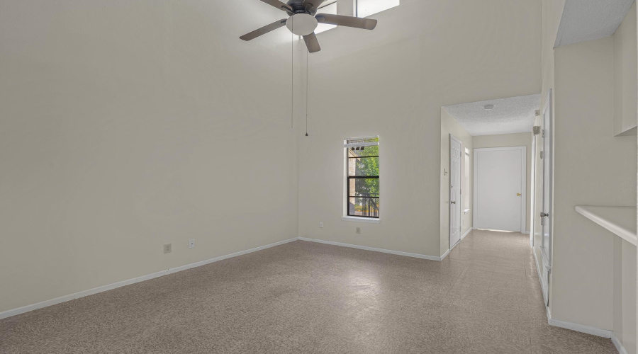 100 Hillside Rd, LAREDO, Texas 78041, 1 Bedroom Bedrooms, 3 Rooms Rooms,1 BathroomBathrooms,Residential,For Sale,100 Hillside Rd,20263547
