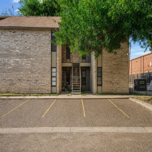 100 Hillside Rd, LAREDO, Texas 78041, 1 Bedroom Bedrooms, 3 Rooms Rooms,1 BathroomBathrooms,Residential,For Sale,100 Hillside Rd,20263547