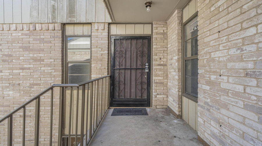 100 Hillside Rd, LAREDO, Texas 78041, 1 Bedroom Bedrooms, 3 Rooms Rooms,1 BathroomBathrooms,Residential,For Sale,100 Hillside Rd,20263547