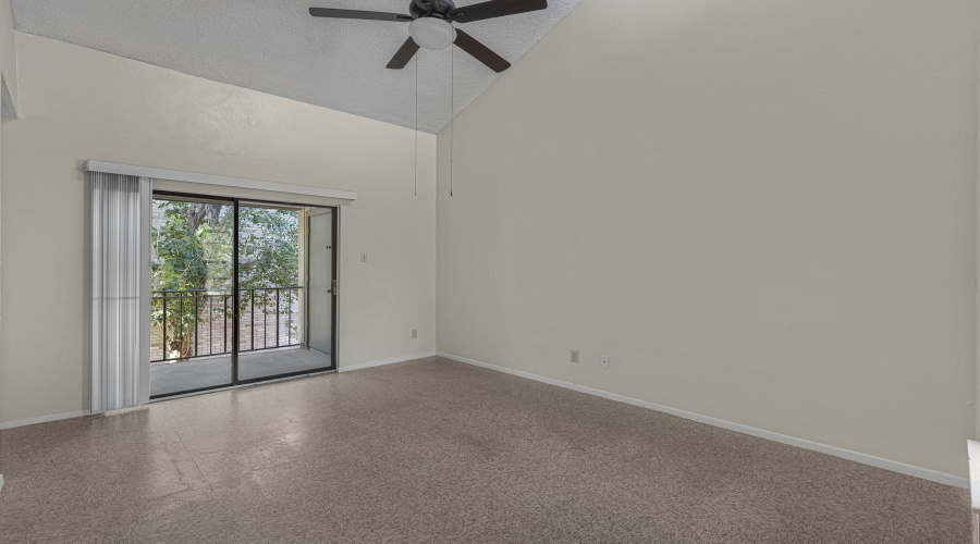 100 Hillside Rd, LAREDO, Texas 78041, 1 Bedroom Bedrooms, 3 Rooms Rooms,1 BathroomBathrooms,Residential,For Sale,100 Hillside Rd,20263547