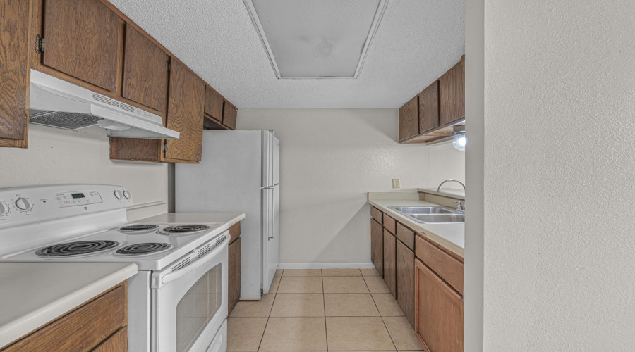 100 Hillside Rd, LAREDO, Texas 78041, 2 Bedrooms Bedrooms, 3 Rooms Rooms,1 BathroomBathrooms,Residential,For Sale,100 Hillside Rd,20263549