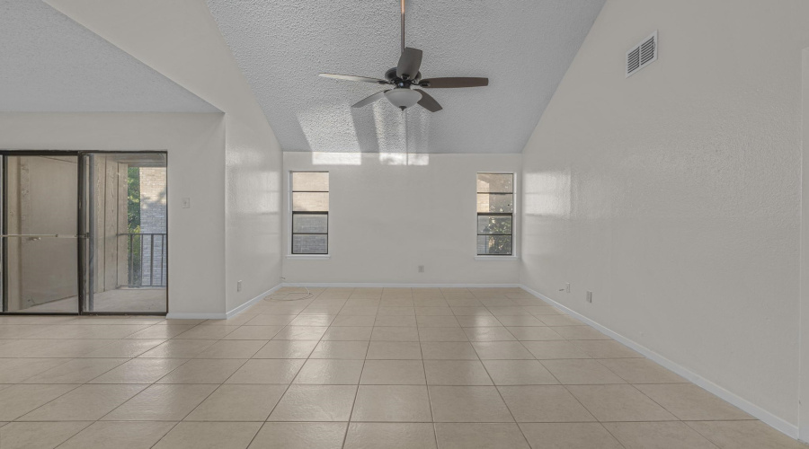 100 Hillside Rd, LAREDO, Texas 78041, 2 Bedrooms Bedrooms, 3 Rooms Rooms,1 BathroomBathrooms,Residential,For Sale,100 Hillside Rd,20263549