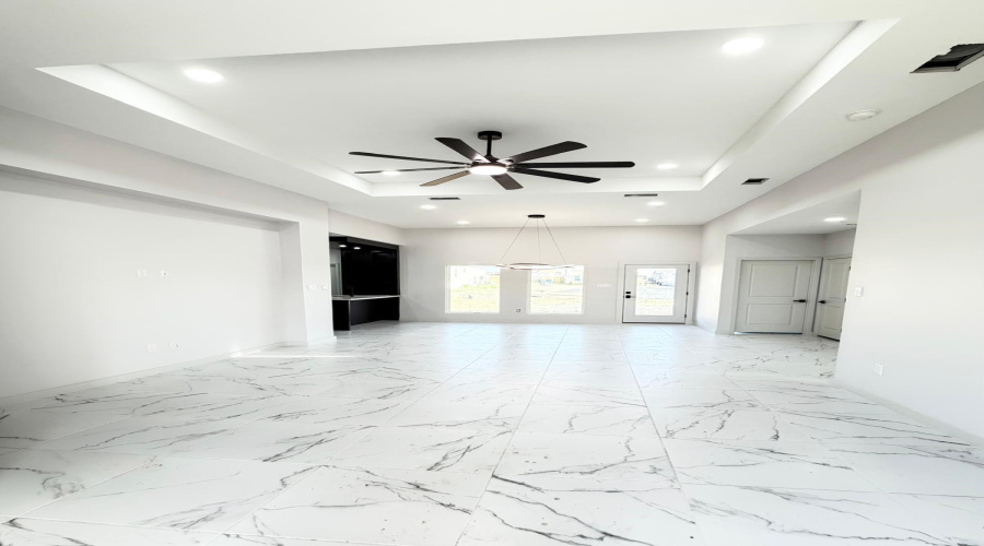 5141 Plasencia Ln., LAREDO, Texas 78046, 4 Bedrooms Bedrooms, 5 Rooms Rooms,2 BathroomsBathrooms,Residential,For Sale,5141 Plasencia Ln.,20263550